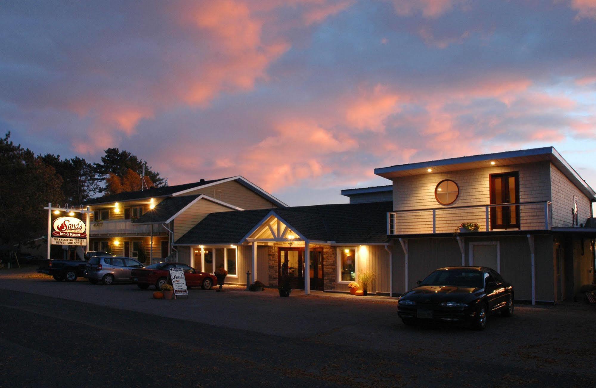 Sands On Golden Lake Exterior foto