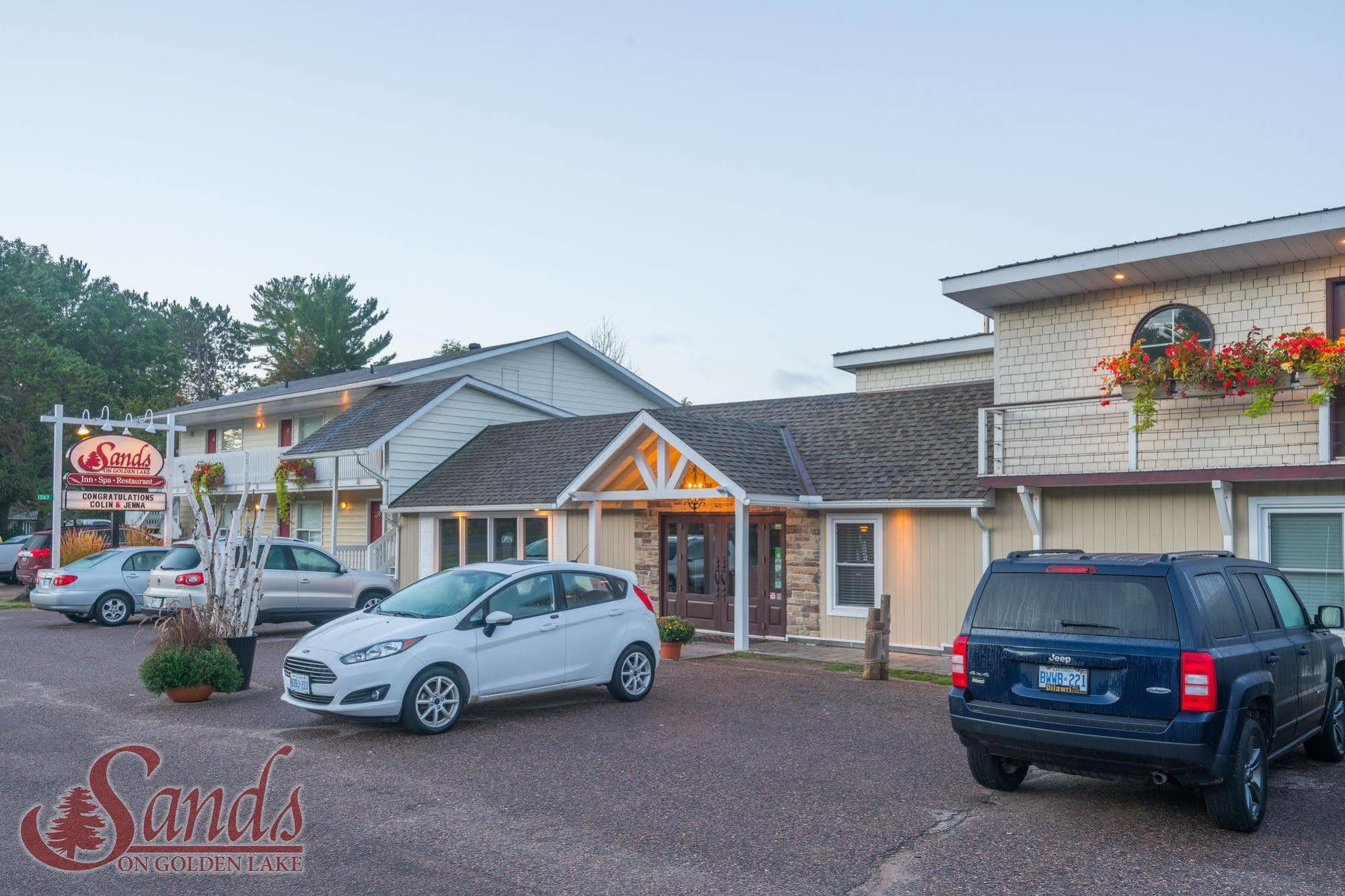 Sands On Golden Lake Exterior foto